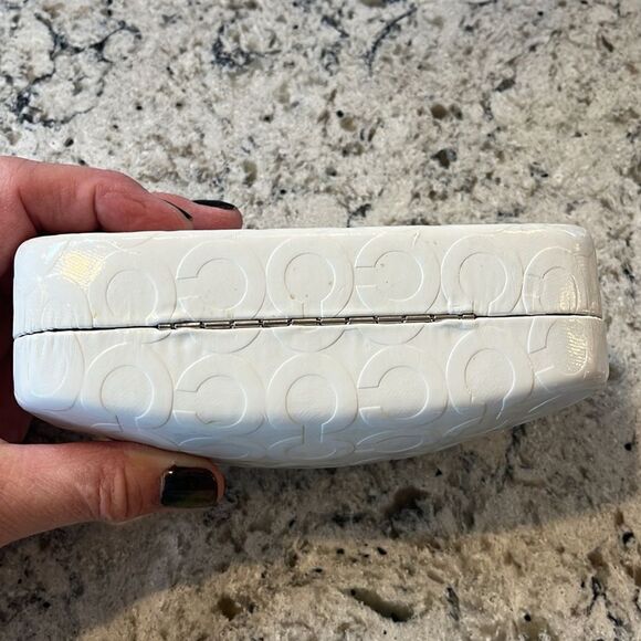 Coach eyeglass or sunglasses case embossed off-white color brown interior w/logo - Picture 4 of 5
